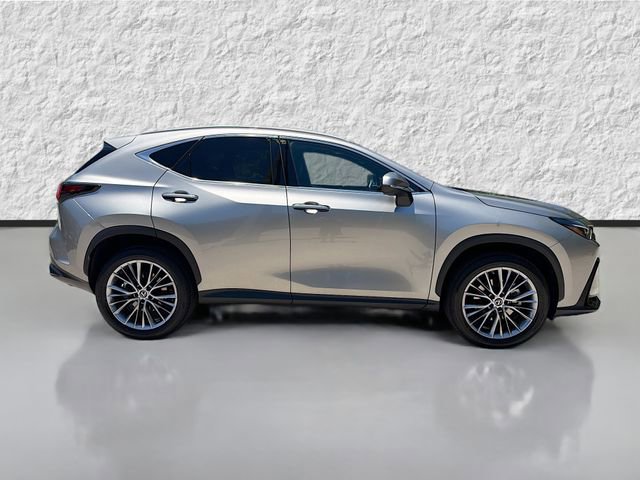 Used 2022 Lexus NX 350h AWD image 2
