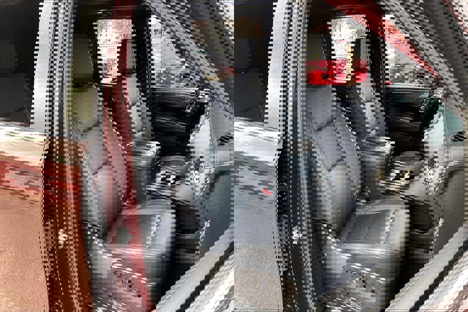 Used 2023 Chevrolet Tahoe LT image 8