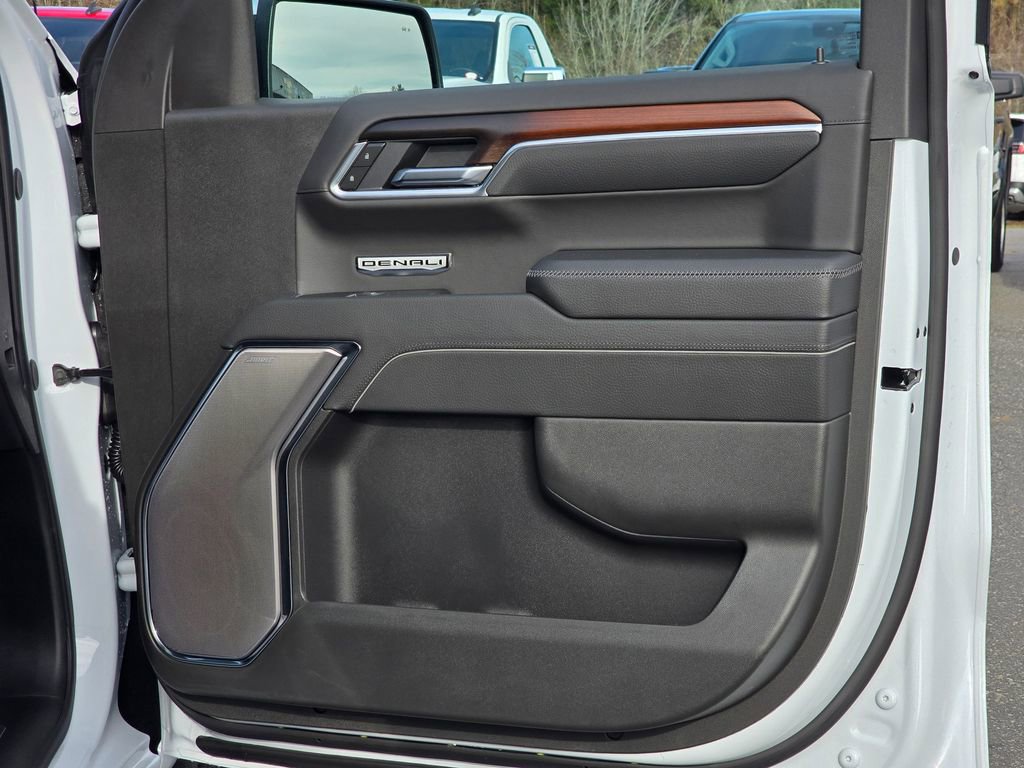 New 2026 GMC Sierra 1500 Denali w/ Denali Reserve Package image 37