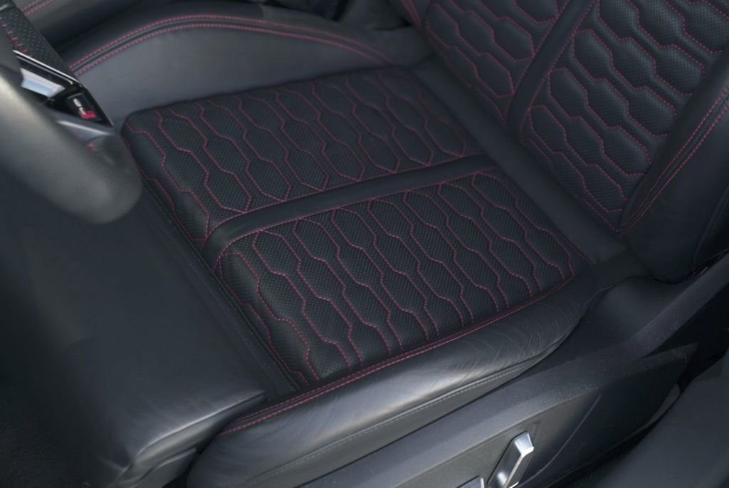 Used 2021 Audi RS 7 Sportback w/ Carbon Optic Package image 37