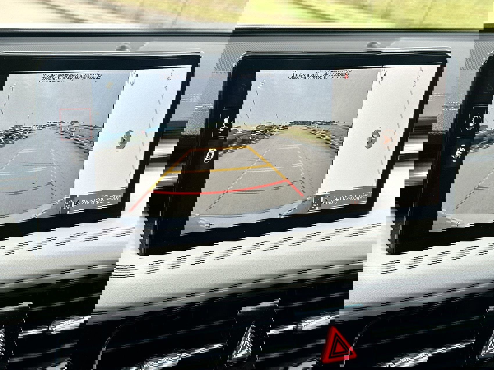 Used 2024 Genesis G70 2.5T image 17