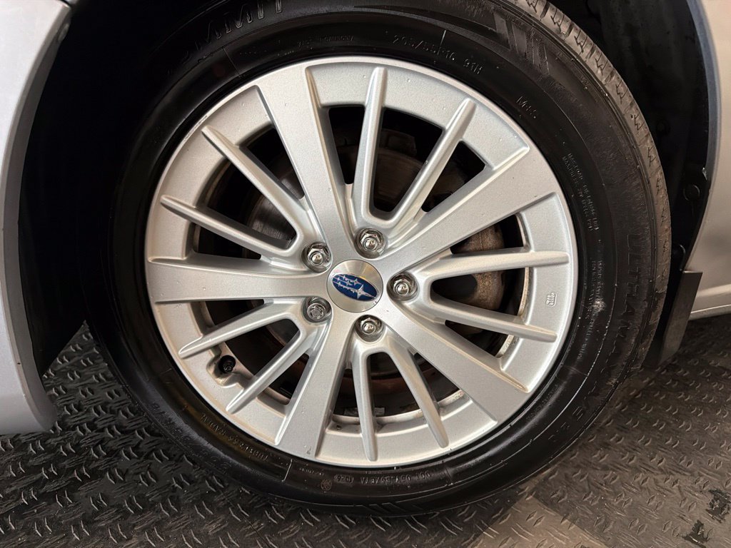 Used 2017 Subaru Impreza 2.0i Premium AWD/4WD image 4