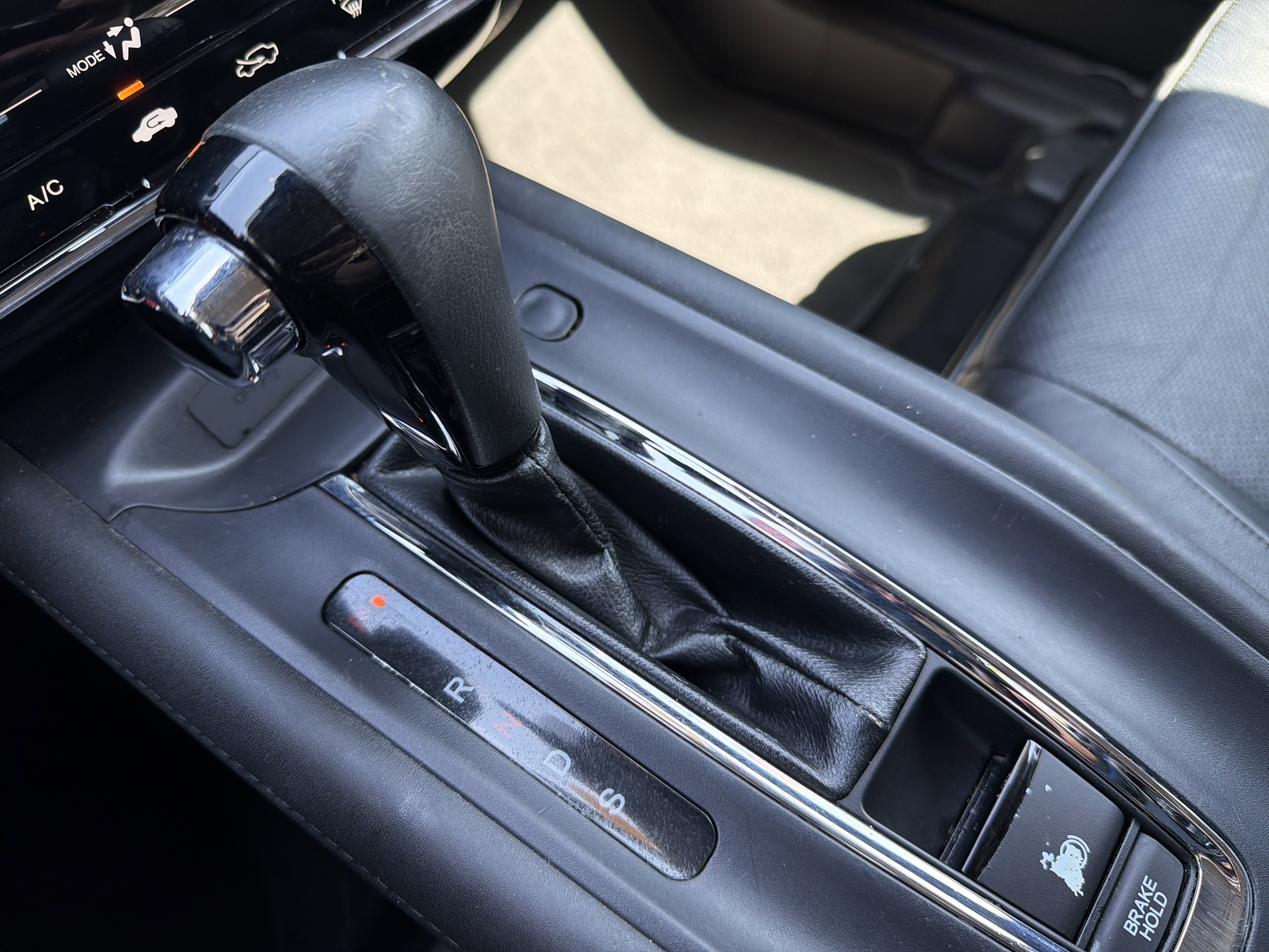 Used 2019 Honda HR-V EX-L image 25