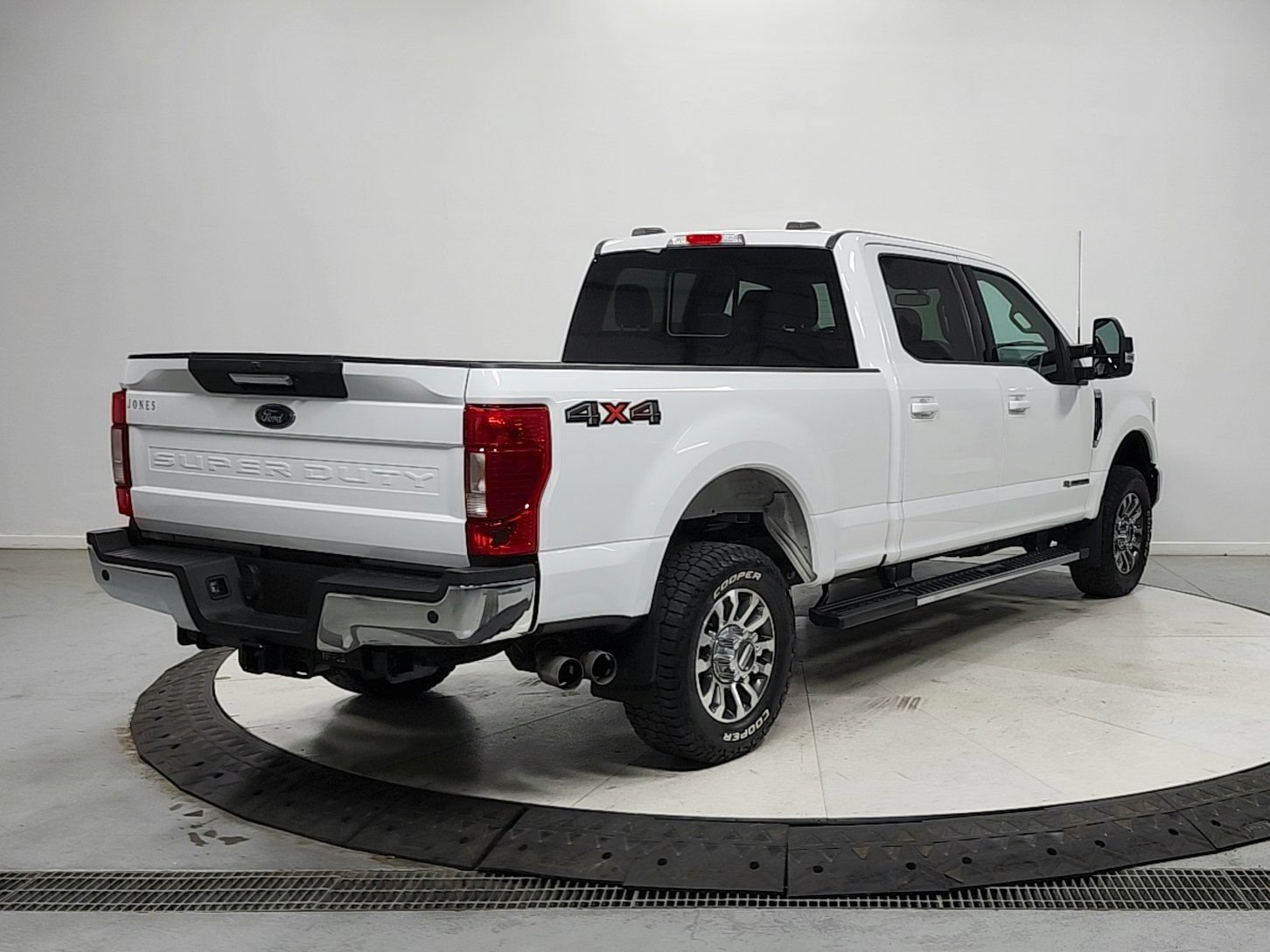 Used 2022 Ford F350 Lariat w/ Lariat Value Package AWD/4WD image 7