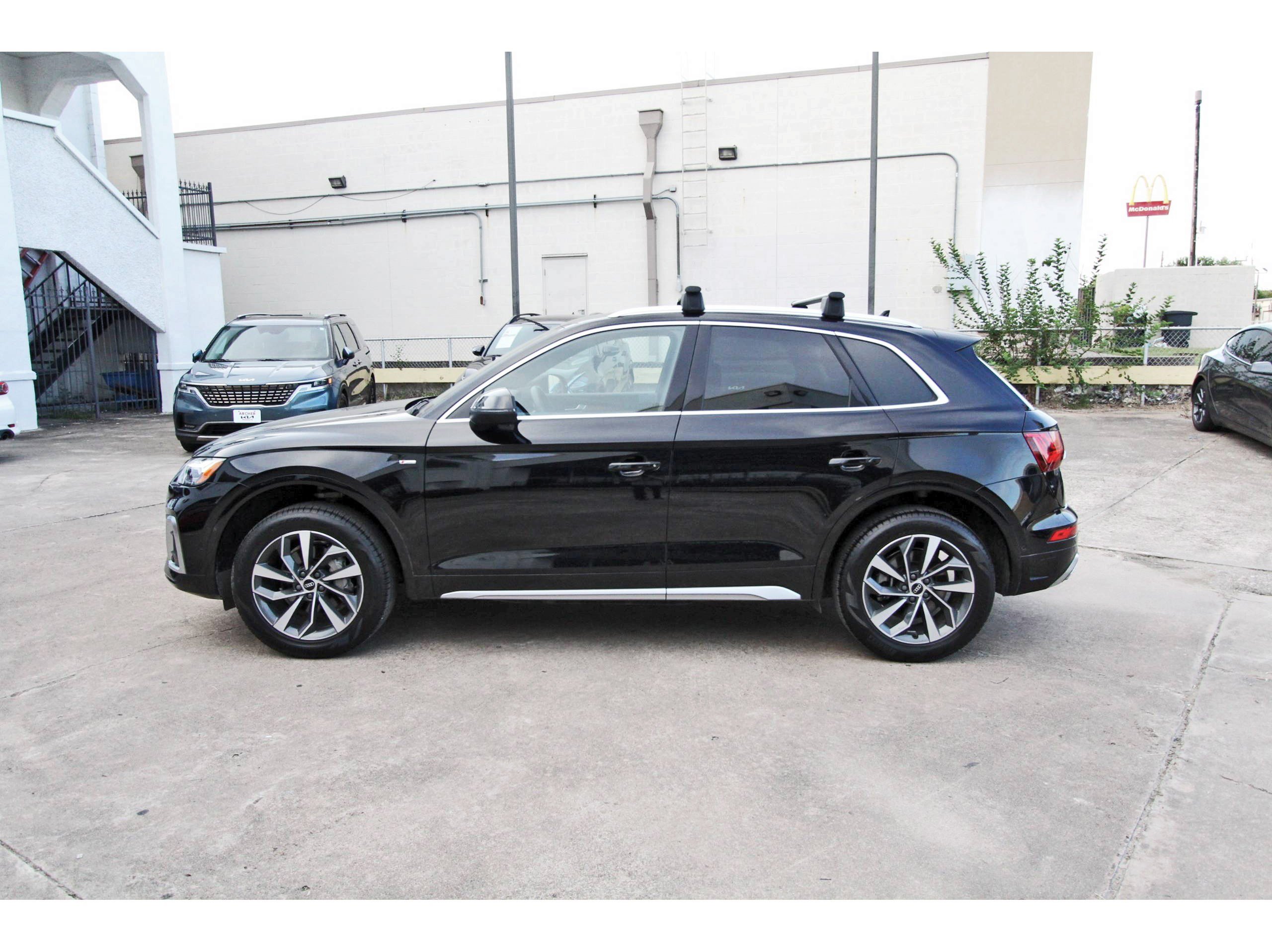 Used 2022 Audi Q5 2.0T Prestige w/ Prestige Package AWD/4WD image 4