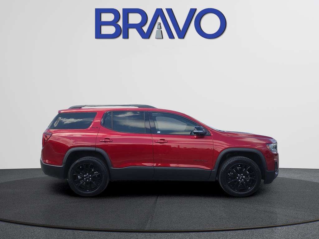 Used 2023 GMC Acadia SLE w/ Elevation Edition FWD image 3