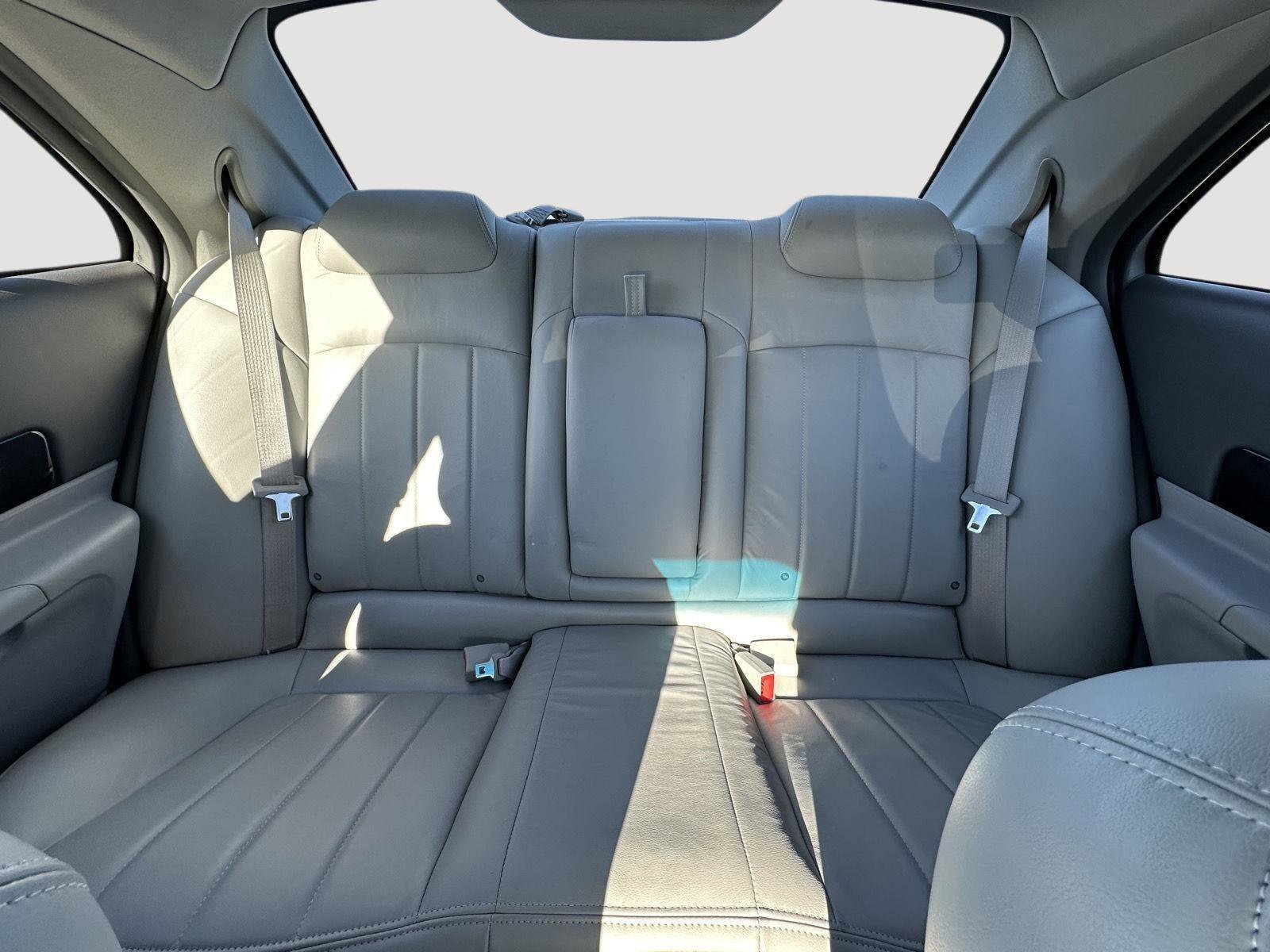 Used 2005 Lincoln LS image 12