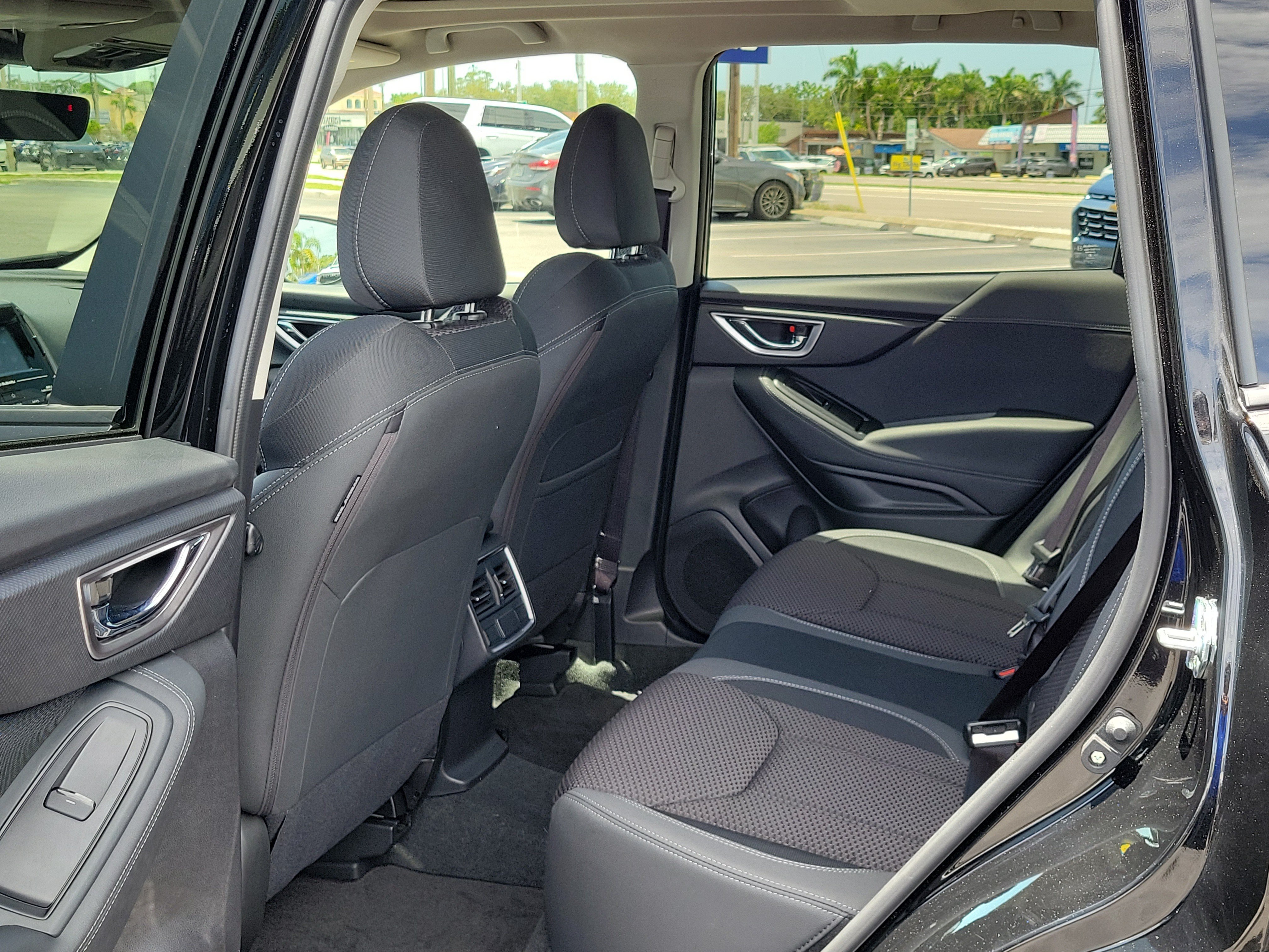 Certified 2024 Subaru Forester Premium AWD/4WD image 14