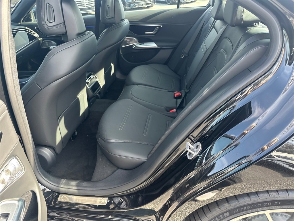New 2026 Mercedes-Benz E 53 AMG e 4MATIC Sedan image 23