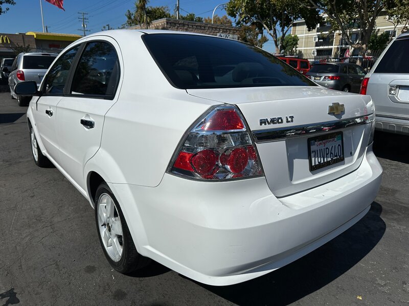 Used 2008 Chevrolet Aveo LT FWD image 7