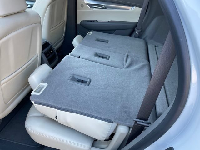 Used 2017 Cadillac XT5 Luxury w/ Driver Awareness Package AWD/4WD image 60