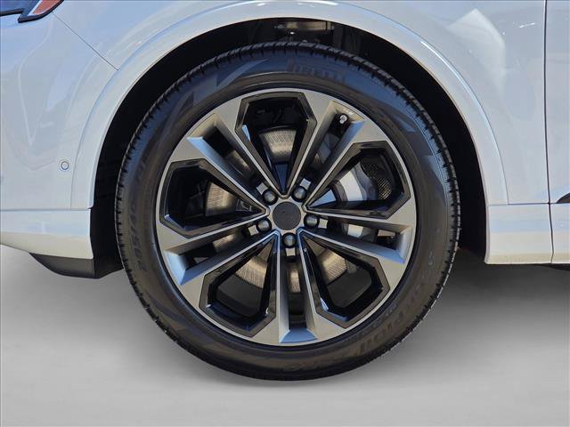 New 2026 Audi Q7 3.0T Premium Plus AWD/4WD image 9