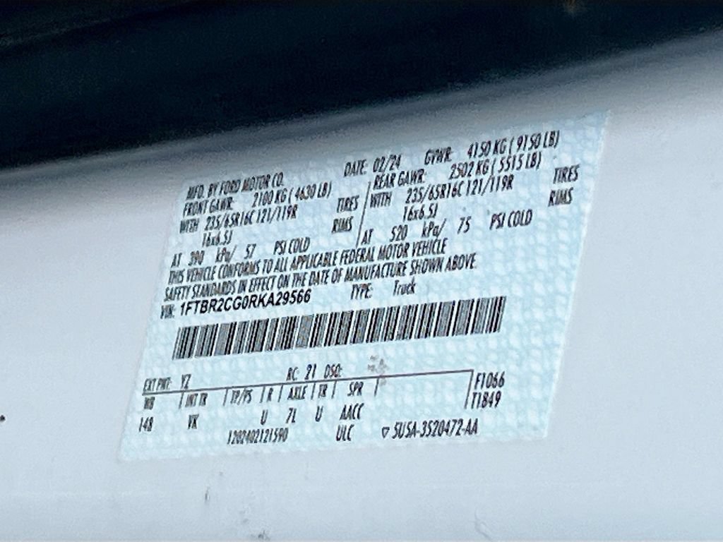 Used 2024 Ford Transit 250 148 Medium Roof Extended AWD image 31