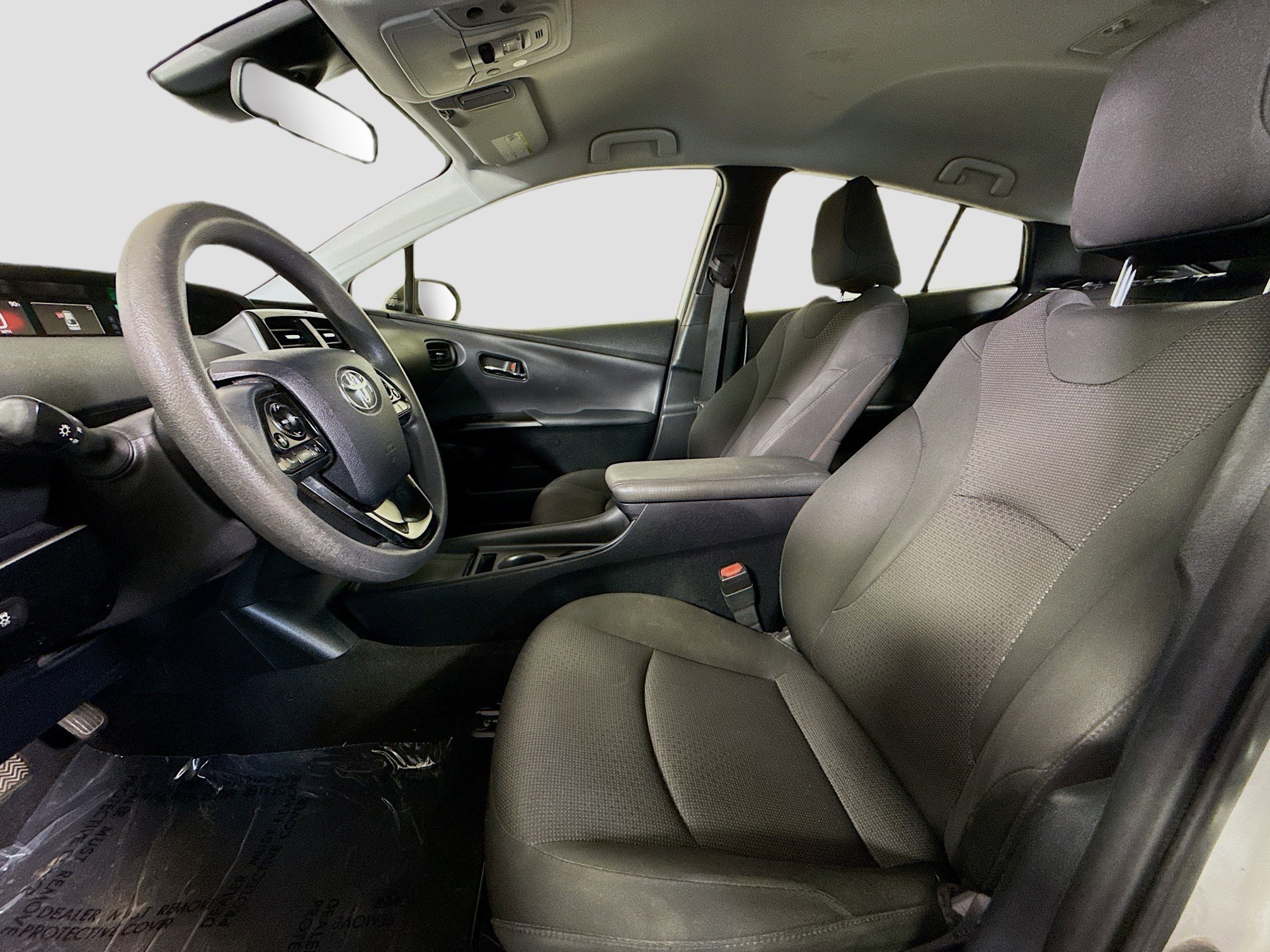 Used 2021 Toyota Prius LE FWD image 22