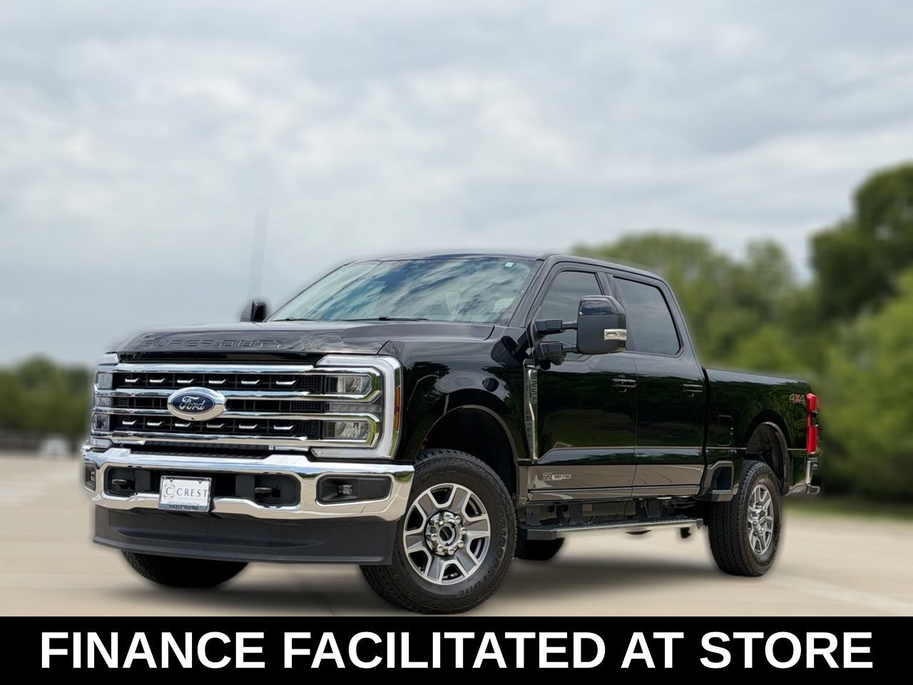 Used 2025 Ford F250 Lariat AWD/4WD image 2