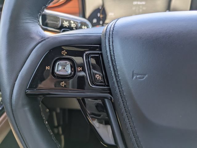 Used 2023 Lincoln Aviator Reserve w/ Equipment Group 201A RWD image 25