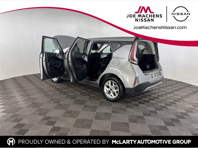 Used 2024 Kia Soul LX w/ Option Group 015 image 14