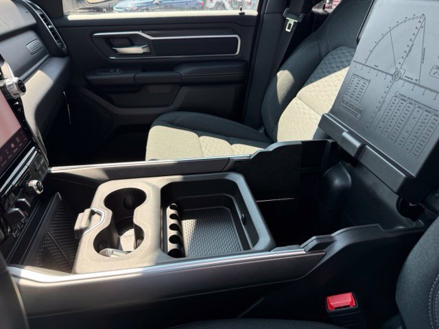 New 2026 RAM 1500 Big Horn AWD/4WD image 39