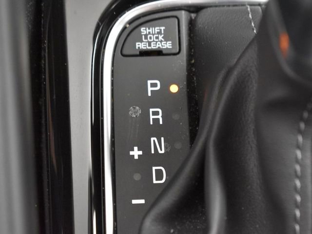 Used 2025 Kia Telluride SX w/ SX Captain's Chair Package image 24