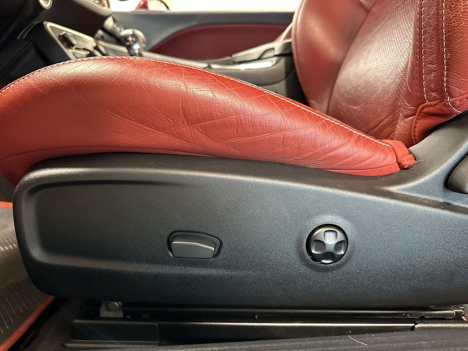 Used 2018 Dodge Challenger SRT Hellcat image 18