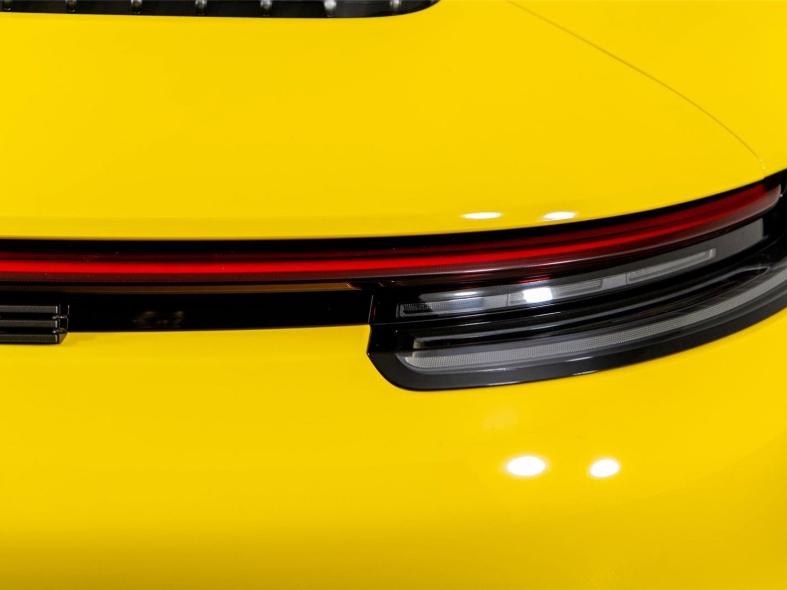 Used 2023 Porsche 911 Carrera T image 13