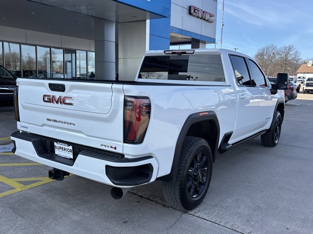Used 2024 GMC Sierra 2500 AT4 w/ AT4 Premium Plus Package AWD/4WD image 3