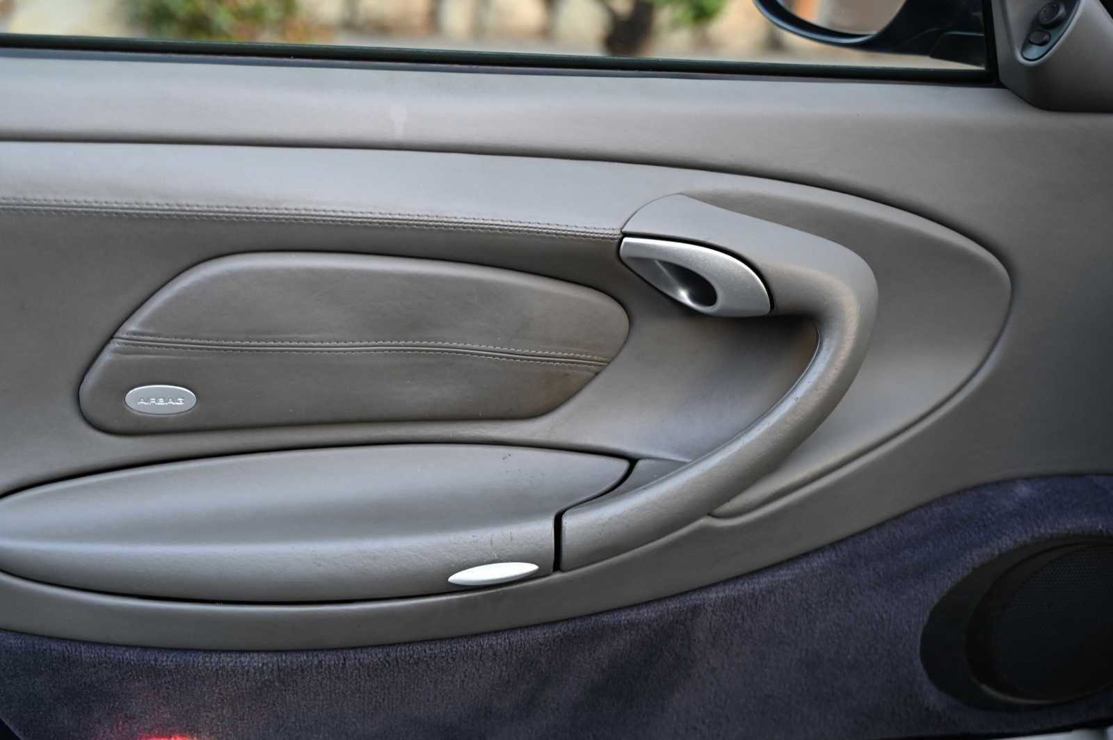 Used 2003 Porsche 911 Carrera 4S image 15