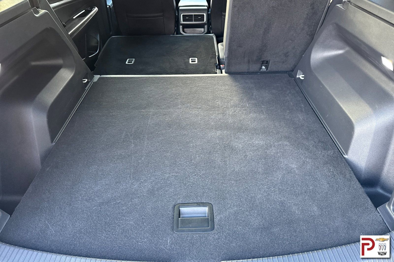 Used 2025 Volkswagen Atlas Cross Sport SE image 18