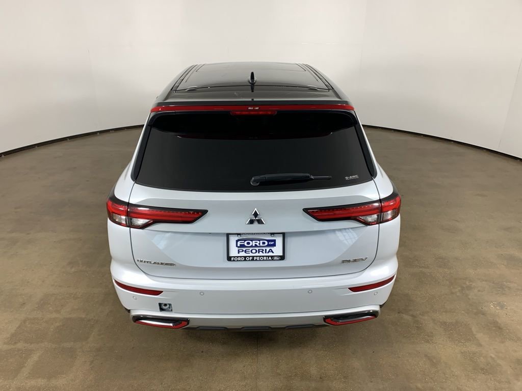 Used 2024 Mitsubishi Outlander Ralliart image 11