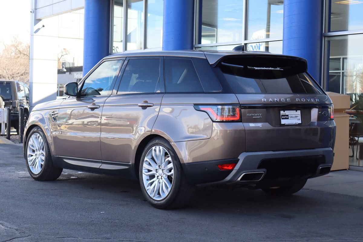 Used 2018 Land Rover Range Rover Sport SE AWD/4WD image 3