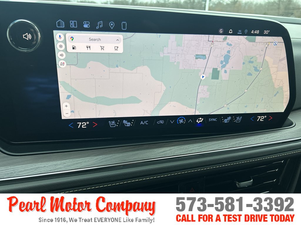 New 2026 Chevrolet Suburban Premier w/ Sun And Tow Package AWD/4WD image 16