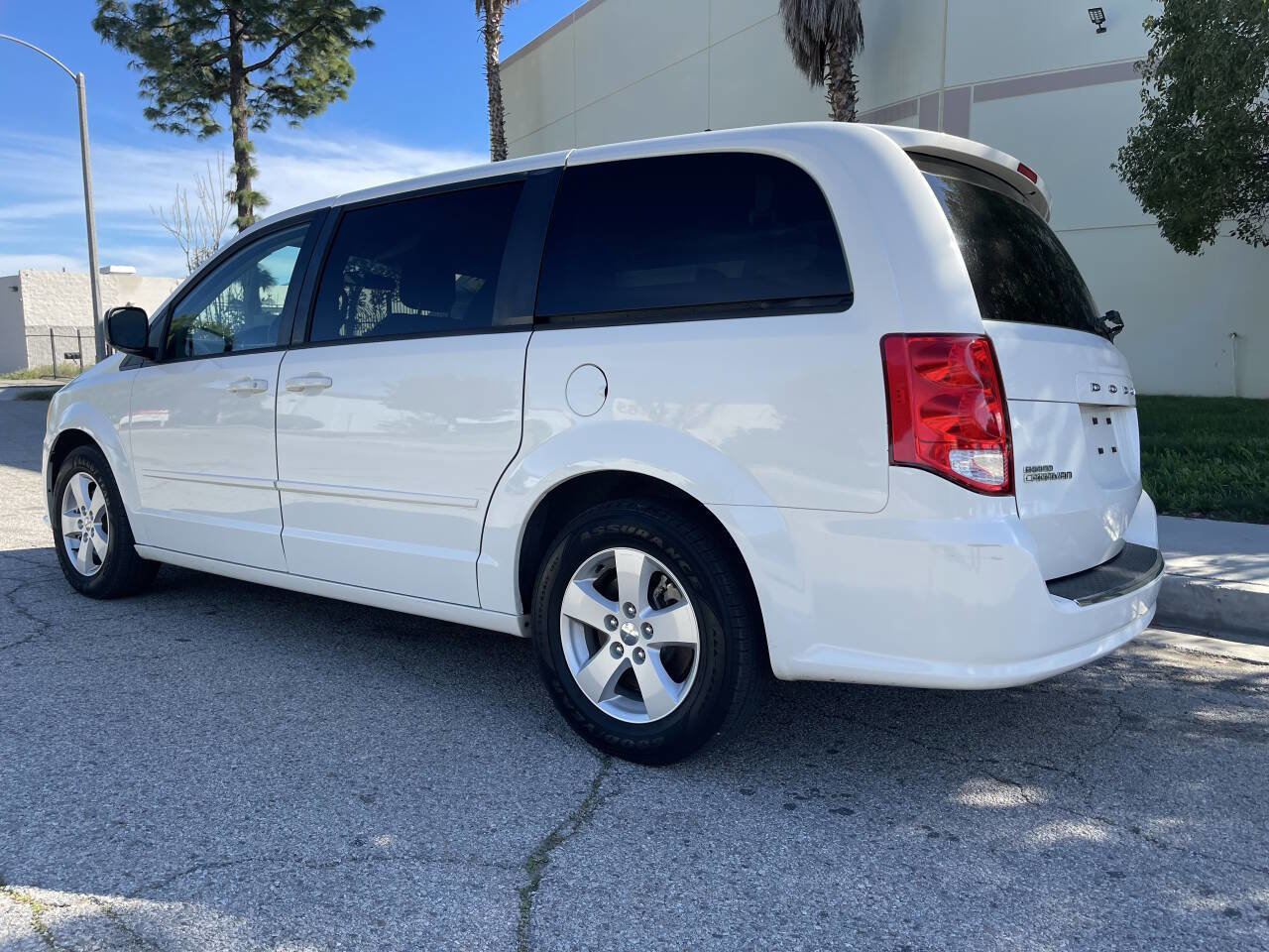 Used 2013 Dodge Grand Caravan SE image 6