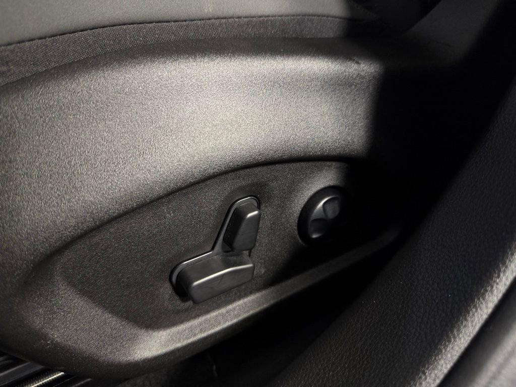 Used 2025 Alfa Romeo Tonale image 22