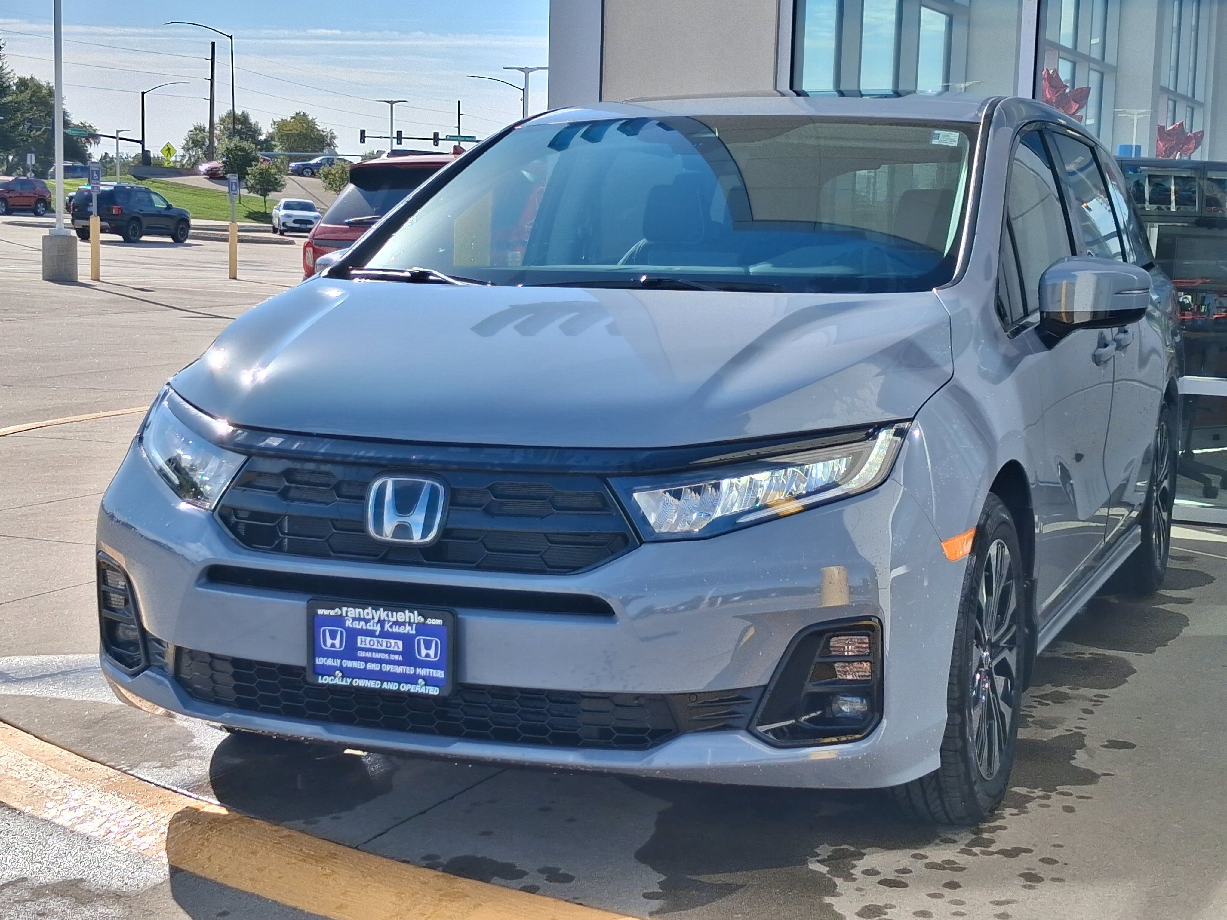 New 2026 Honda Odyssey Elite image 3