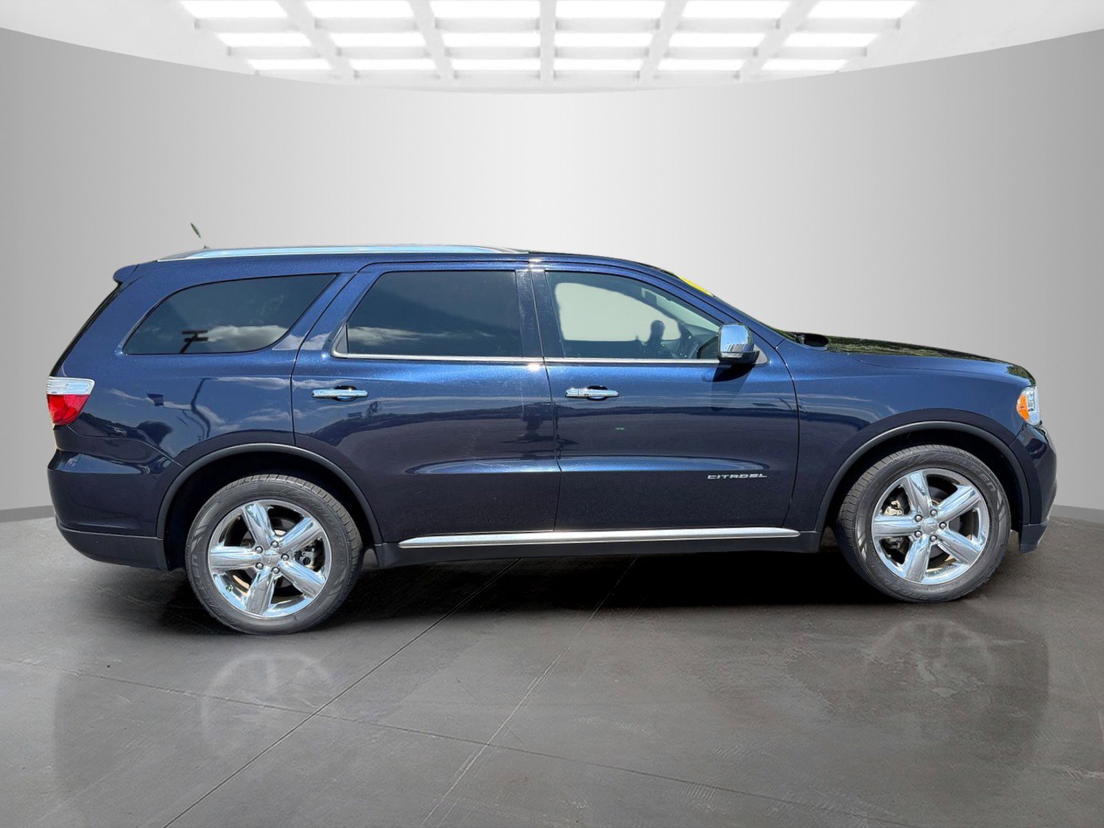 Used 2011 Dodge Durango Citadel w/ Trailer Tow Group IV AWD/4WD image 6