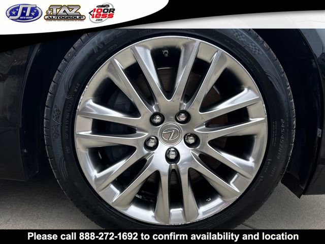 Used 2013 Lexus LS 460 AWD w/ Comfort Pkg image 9