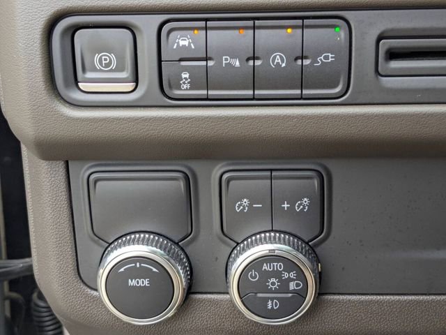 Used 2022 GMC Yukon XL SLE w/ Gmc Pro Safety Plus Package image 24