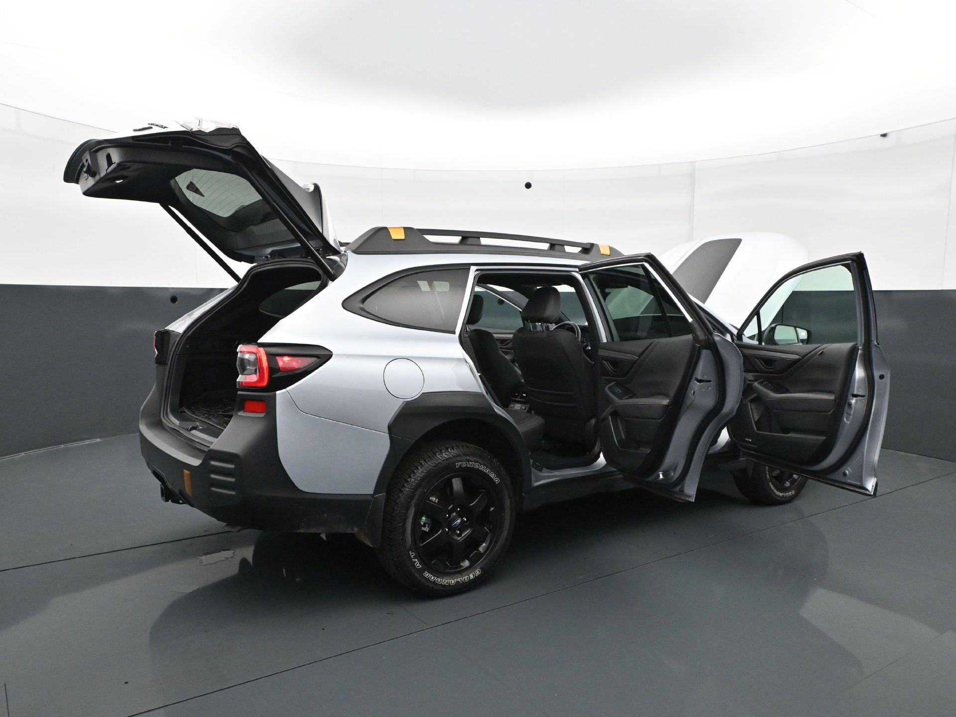 Used 2025 Subaru Outback Wilderness AWD/4WD image 35