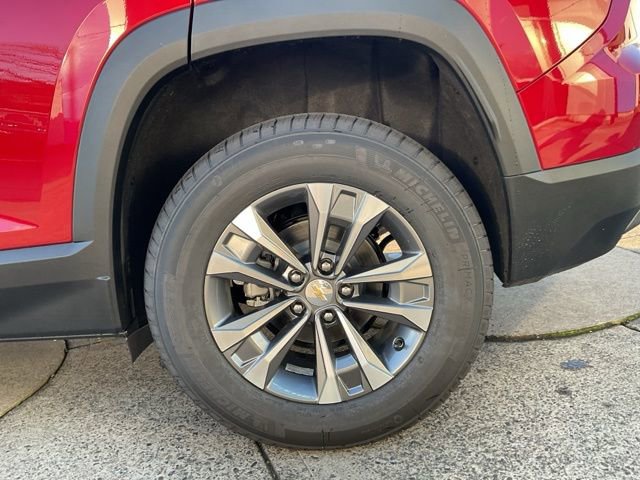 New 2026 Chevrolet Equinox LT w/ Safety and Technology Package image 25