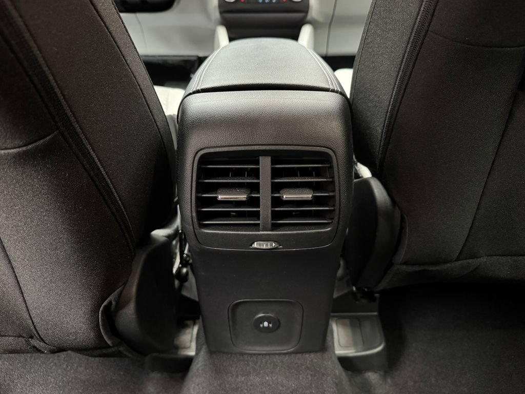 Certified 2023 Ford Escape Active AWD/4WD image 13