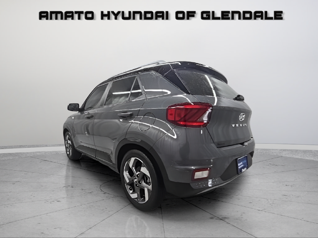 Certified 2026 Hyundai Venue SEL FWD image 4