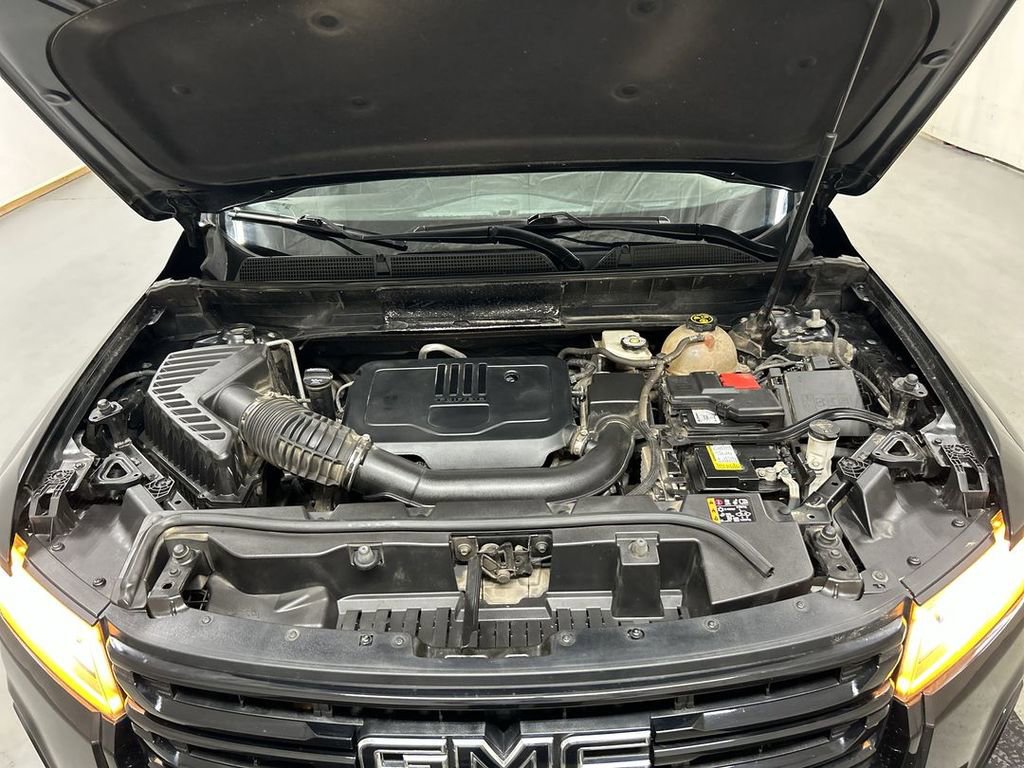 Used 2022 GMC Acadia SLE w/ Driver Convenience Package AWD/4WD image 24
