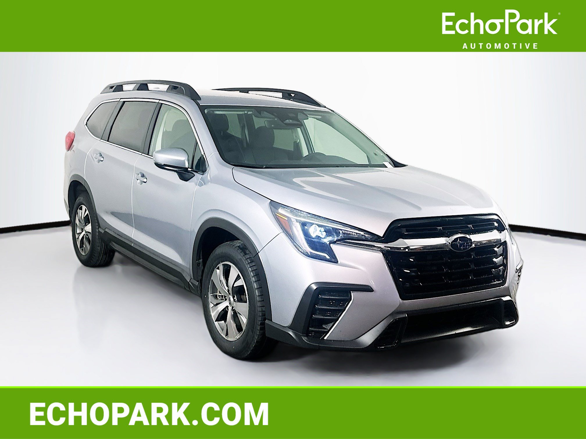 Used 2025 Subaru Ascent Premium AWD/4WD image 1