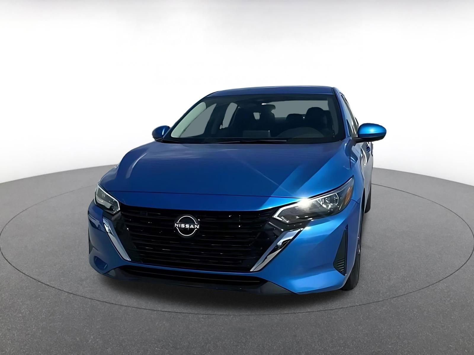 Used 2025 Nissan Sentra SV image 4