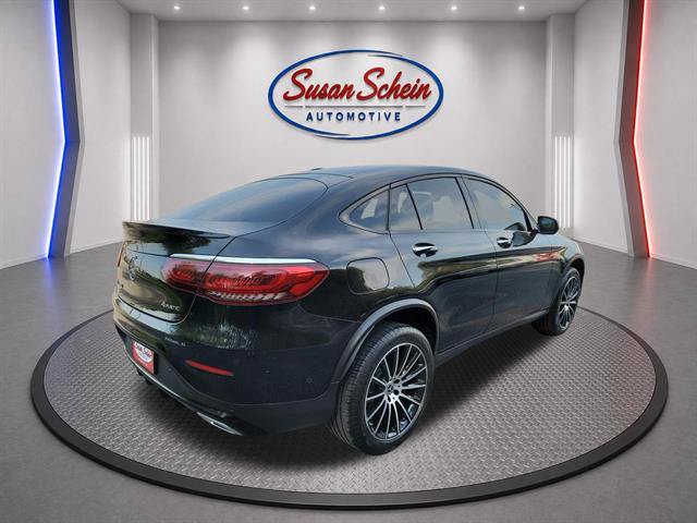 Used 2023 Mercedes-Benz GLC 300 4MATIC Coupe image 5