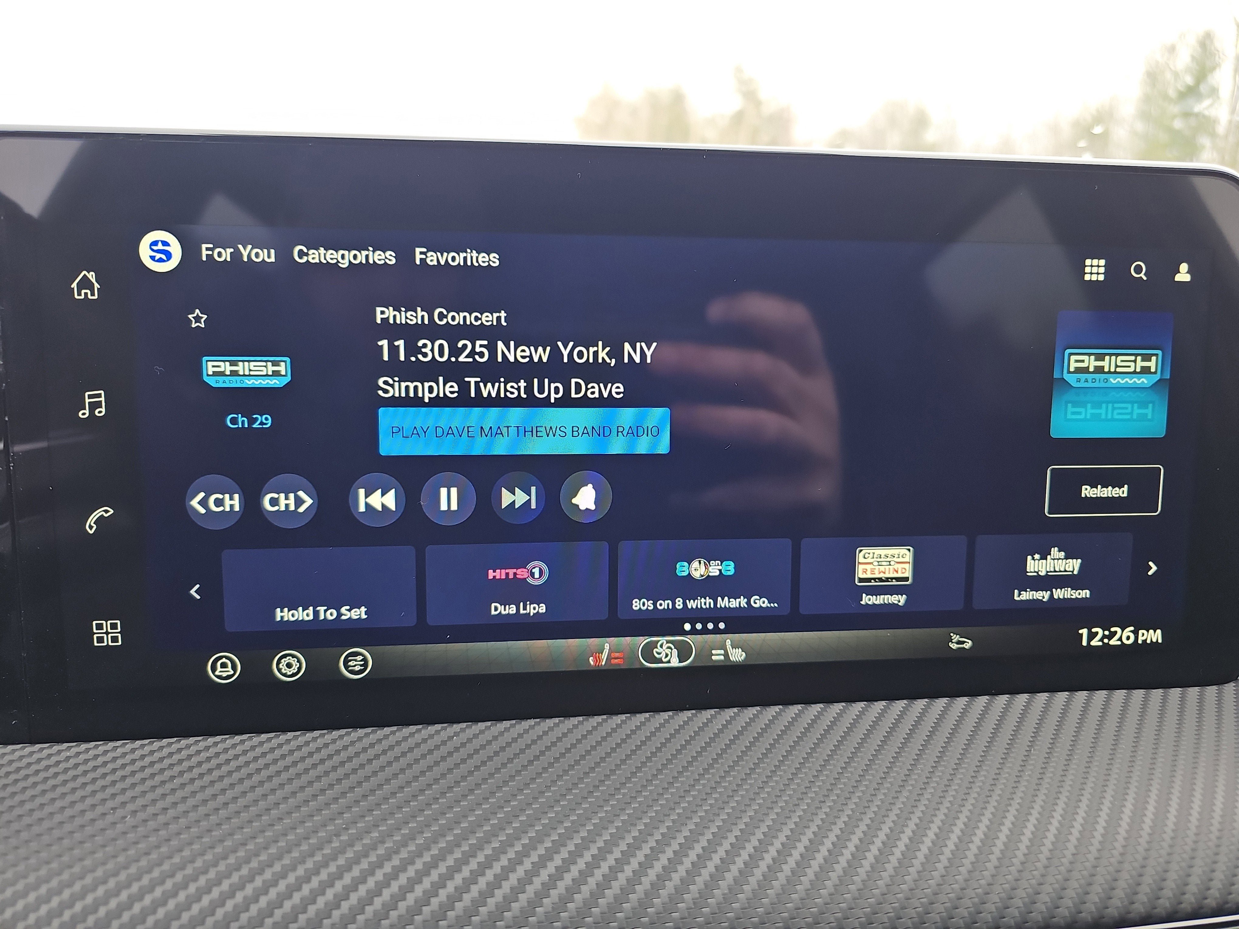 New 2026 Nissan Kicks SR w/ Cold Weather Package AWD/4WD image 23