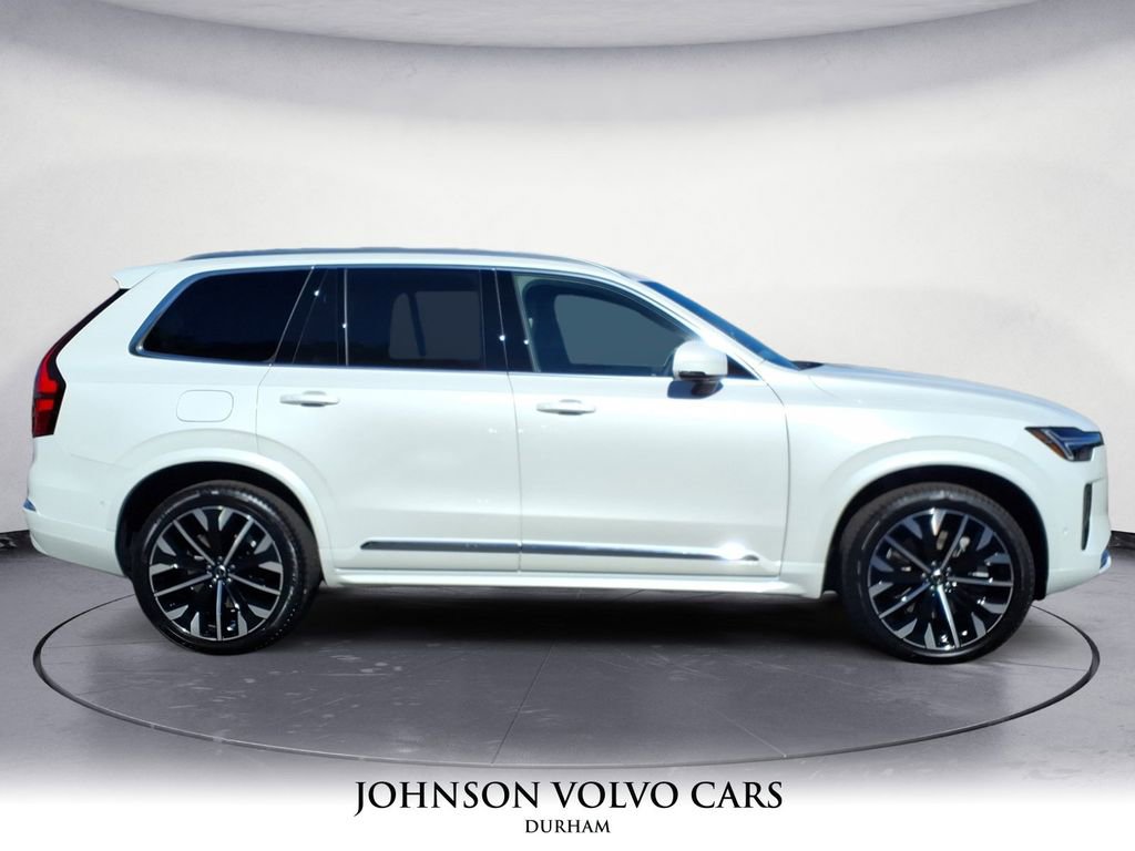 New 2026 Volvo XC90 T8 Plus image 2