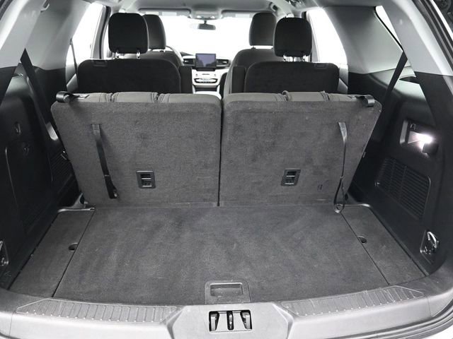Used 2023 Ford Explorer XLT image 27