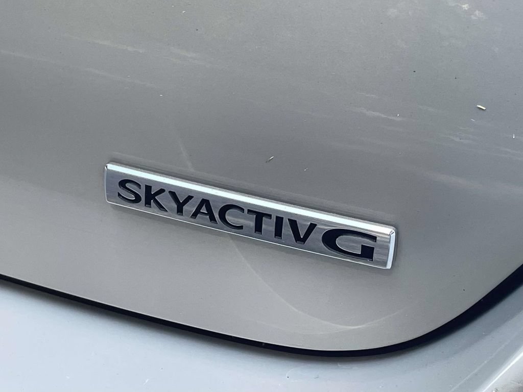 Used 2025 MAZDA MAZDA3 s FWD image 8