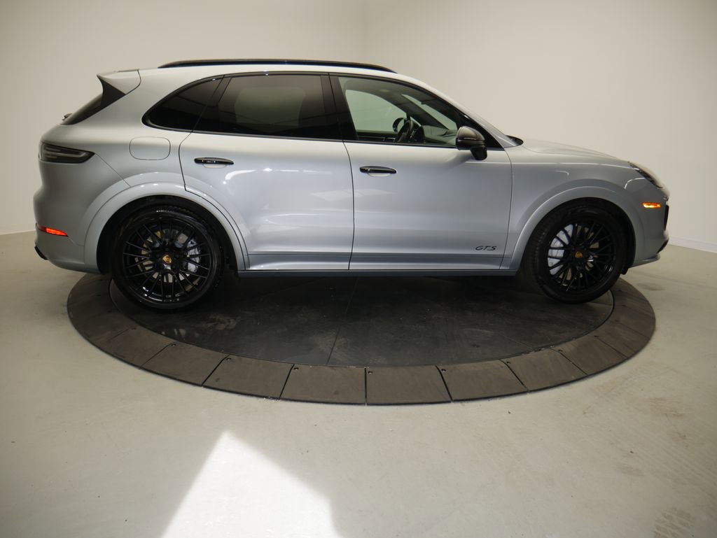 Certified 2021 Porsche Cayenne GTS AWD/4WD image 9